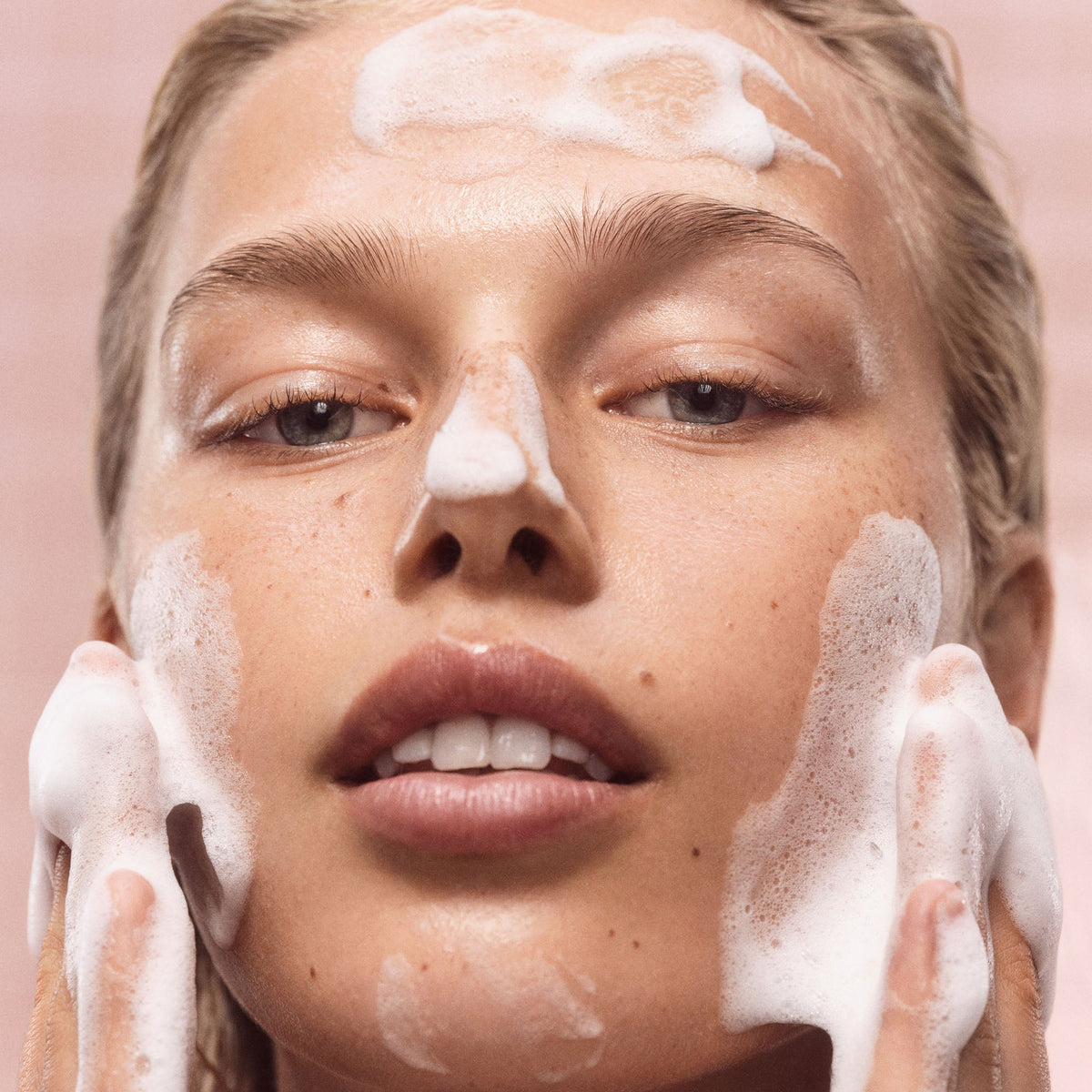 the-nighttime-routine-a2 Pink-Cloud-Dew-Launch-HP-Mobile-V2.jpg